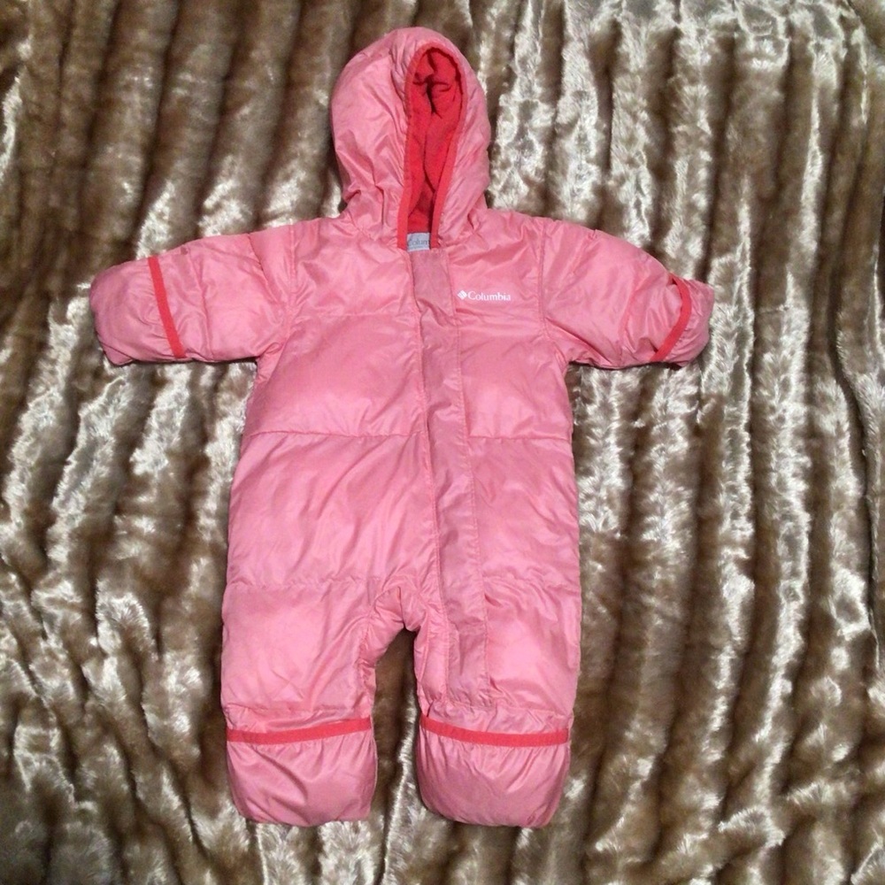 Columbia Infant snowsuit like new size 3-6 months